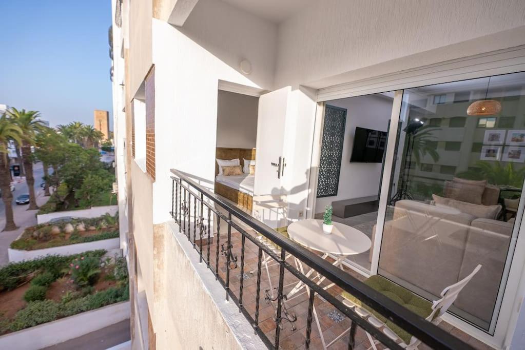 Tradition Meets Modern: 2Br Flat In Rabat Hassan Extérieur photo