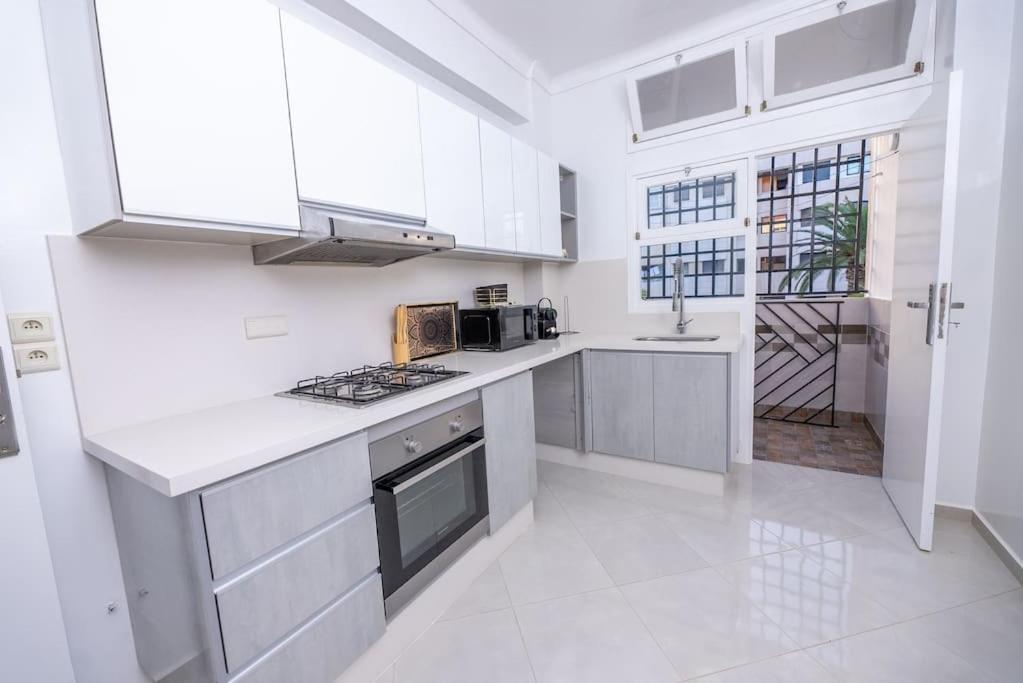 Tradition Meets Modern: 2Br Flat In Rabat Hassan Extérieur photo