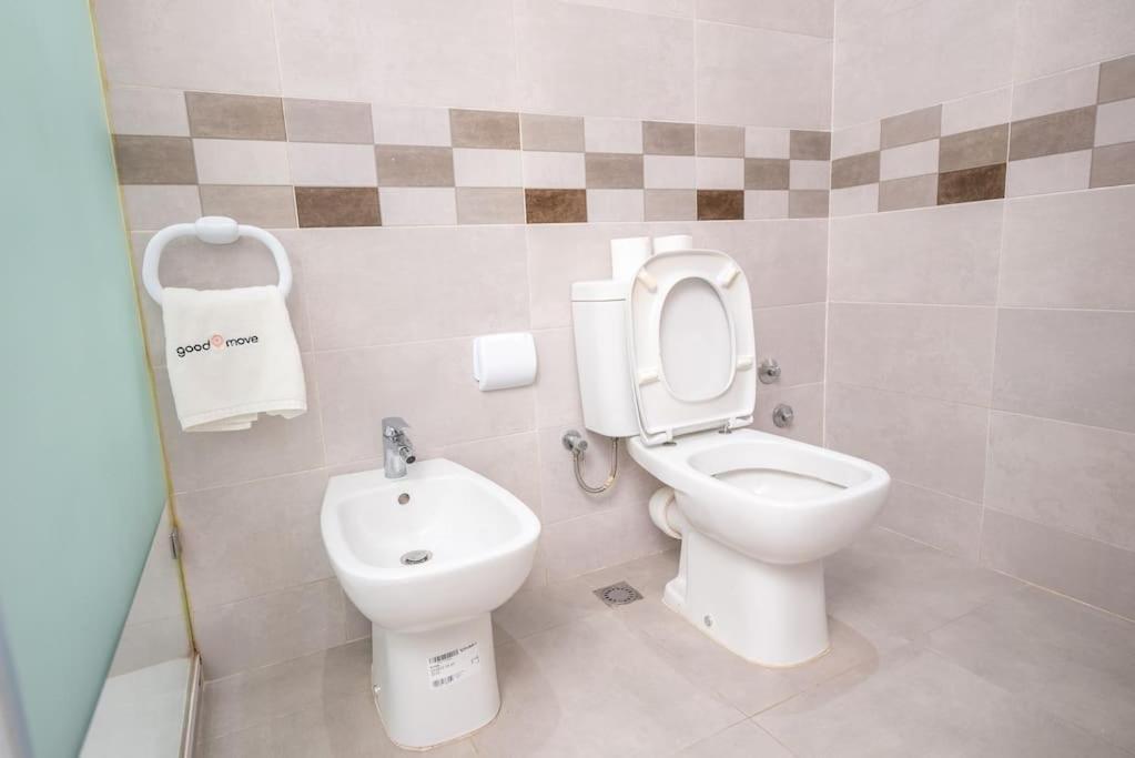Tradition Meets Modern: 2Br Flat In Rabat Hassan Extérieur photo